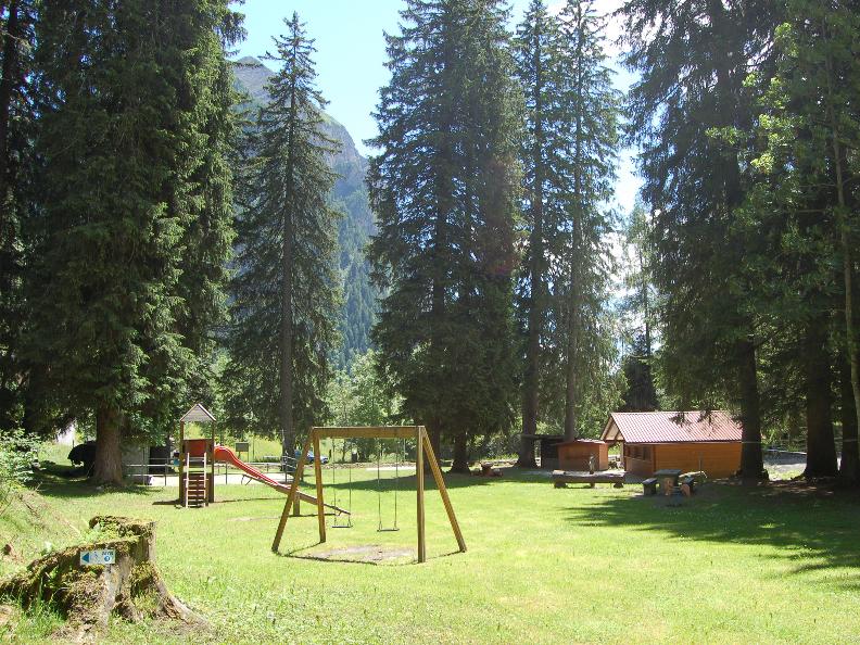 Image 4 - Parco giochi Pineta Saracino